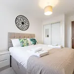 Cozy 1 Bedroom Apartment Sleep 4 In Birmingham Centre