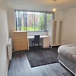 Birmingham City Homestay