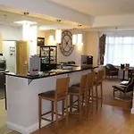Clover Spa And Hotel