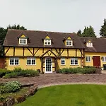 Dovehouse Farm