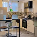 Fabulous 1Bed Apt With Balcony In Central Birmingham
