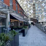 Birmingham Central Canal Side Living