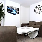 Cozy Birmingham House Jlr Nec Airport Resortsworld