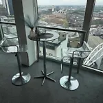 Heart Of City, Centre Point Luxury Apartment