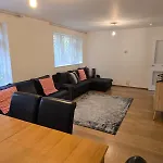 Edgbaston Aprt Sleeps 5 - Turbo Wifi