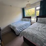 Edgbaston Aprt Sleeps 5 - Turbo Wifi