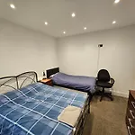 Monyhull Homestay - Near City Centre Kingsheath Nia Nec Bhx
