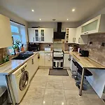 Monyhull Homestay - Near City Centre Kingsheath Nia Nec Bhx