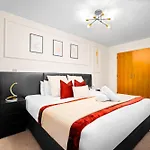 City Centre Apartment - Balcony - Secure Parking - China Town - Arcadian - 29Arc