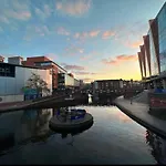 Fabulous 1Bed Apt With Balcony In Central Birmingham