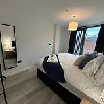 2 Bed 2 Bath In Digbeth