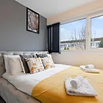 8Guests-3Br-Parking-Familyfriendly-Nearairport