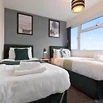 8Guests-3Br-Parking-Familyfriendly-Nearairport