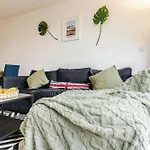 Central 2Bed,2Bath, Balcony Apartment Near New Street, Mailbox & Canals At Skyline Apartments