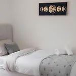 Deluxe 5\'Bed House W- Parking - City Centre