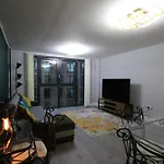Stunning Top Floor Southside Apartment 2 Beds Parking Wifi Netflix