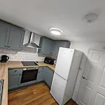 Ideal Location For Birmingham Stay