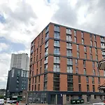 Elmardi Residence - 2 Bedroom Apartment City Centre