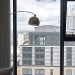 Birmingham City Centre Penthouse Skyline Views - Free Gym Netflix Ps4