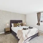 Jays Modern Guest House