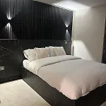 2 Bed Luxe Apartment
