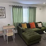 Edgbaston Birmingham Apartment
