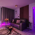 Unique Penthouse With Jacuzzi & Garden