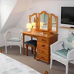 Atholl Lodge