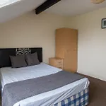 Birmingham Guest House 9