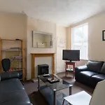 Birmingham Guest House 9