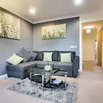 Mica Point City Centre Apartment