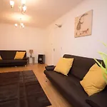 Diamond - Sapphire House