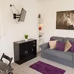 Moseley Mews Village Suites - Purple