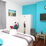 Birmingham Central Station Apartment