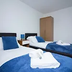 Diamond - Sapphire House