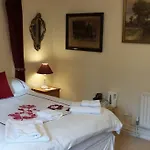 Featherstone Farm Hotel