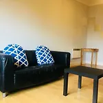Birmingham Serviced Apartment - The Qube