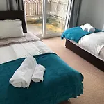 Jo\'S Rest