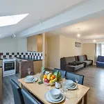 Kynsparks Apartments
