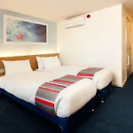 Travelodge Birmingham Central Broadway Plaza