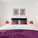 Modern Birmingham City Apartments Secure Gated Parking