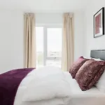 Modern Birmingham City Apartments Secure Gated Parking