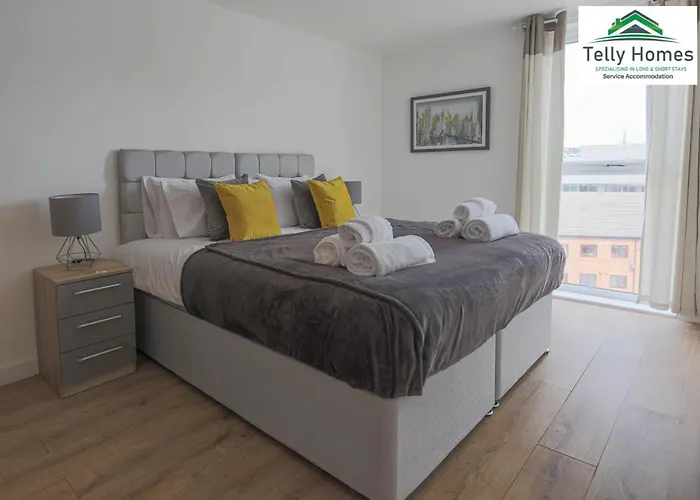 5 Percent Off Weekly And 20 Percent Off Monthly Bookings - Marigold Unit At Telly Homes Limited Birmingham City Centre -2 Bedroom Apartment, Free Wifi