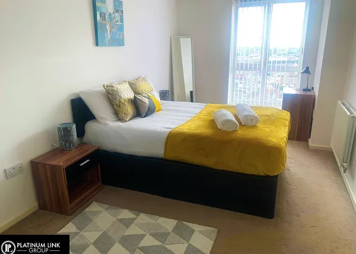 Home From Home, 1 Bed, Smart Tv, Wifi & Free Parking