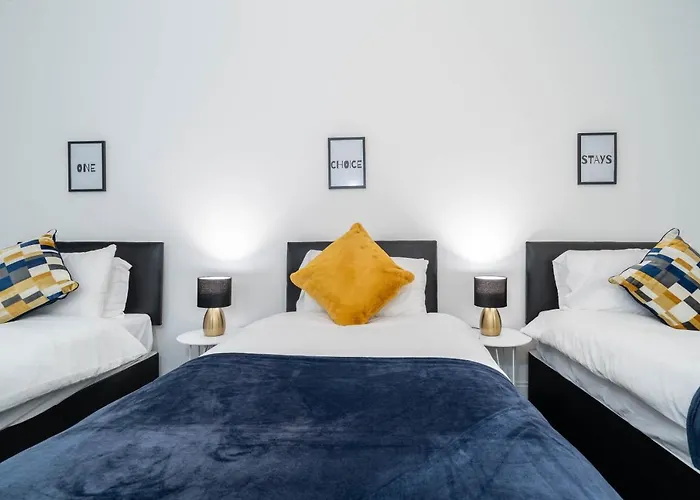 Three Bedroom Apartment- One Choice Stays Serviced Accommodation- Jewellery Quarter