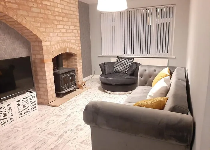 Beautiful Modern Three-Bedroom Semi Detached House