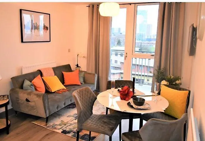 Lux City One Bed Birmingham Apartment