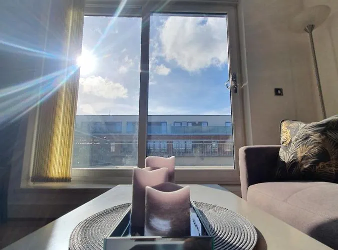 Modern 1 Bed Apartment - Postbox Birmingham City Centre