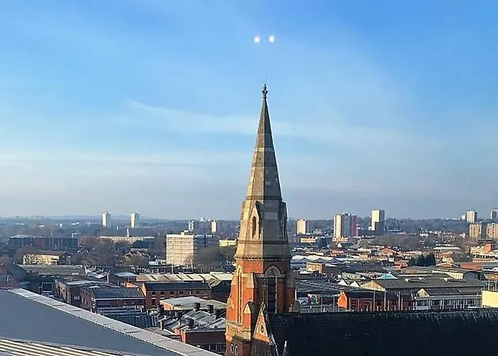 Luxury 9Ine Bull Ring Apartment, Stunning City View, Free Parking, Amazing Fireplace