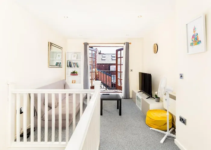 St Paul\'S Square Cozy Ciean Quiet Apartments Close To City Centre